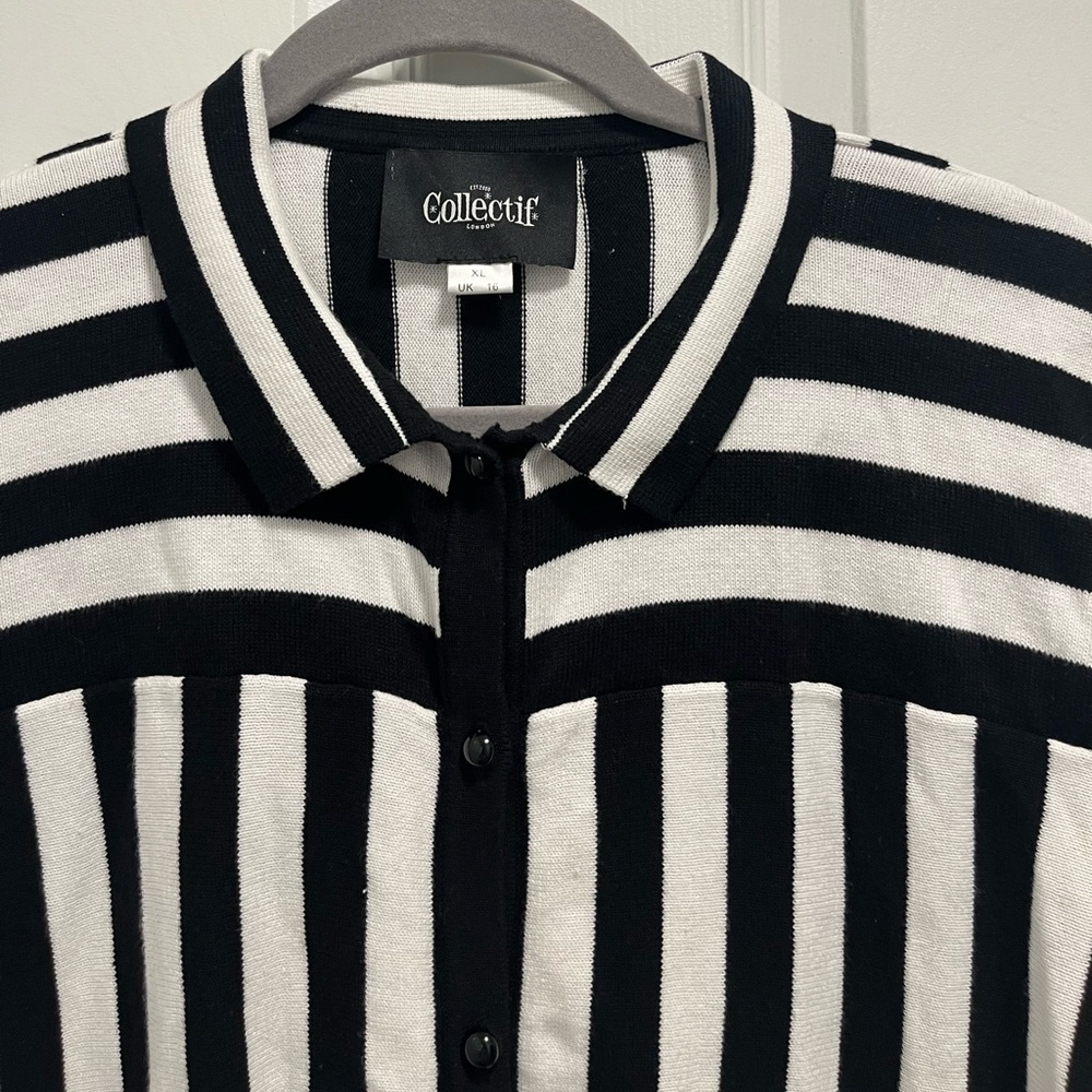 Collectif Lailie Striped 60's Cardigan Black White Buttons - 2X - EUC - Picture 3 of 12